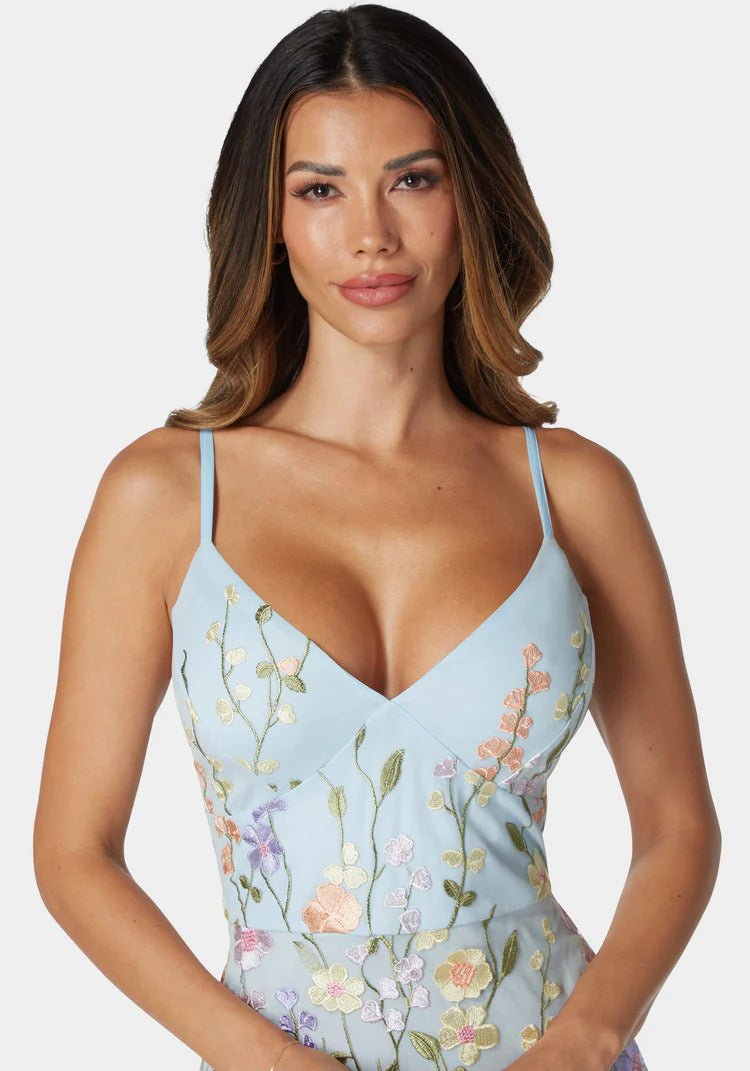 Floral Embroidered Midi Dress - RewearHau