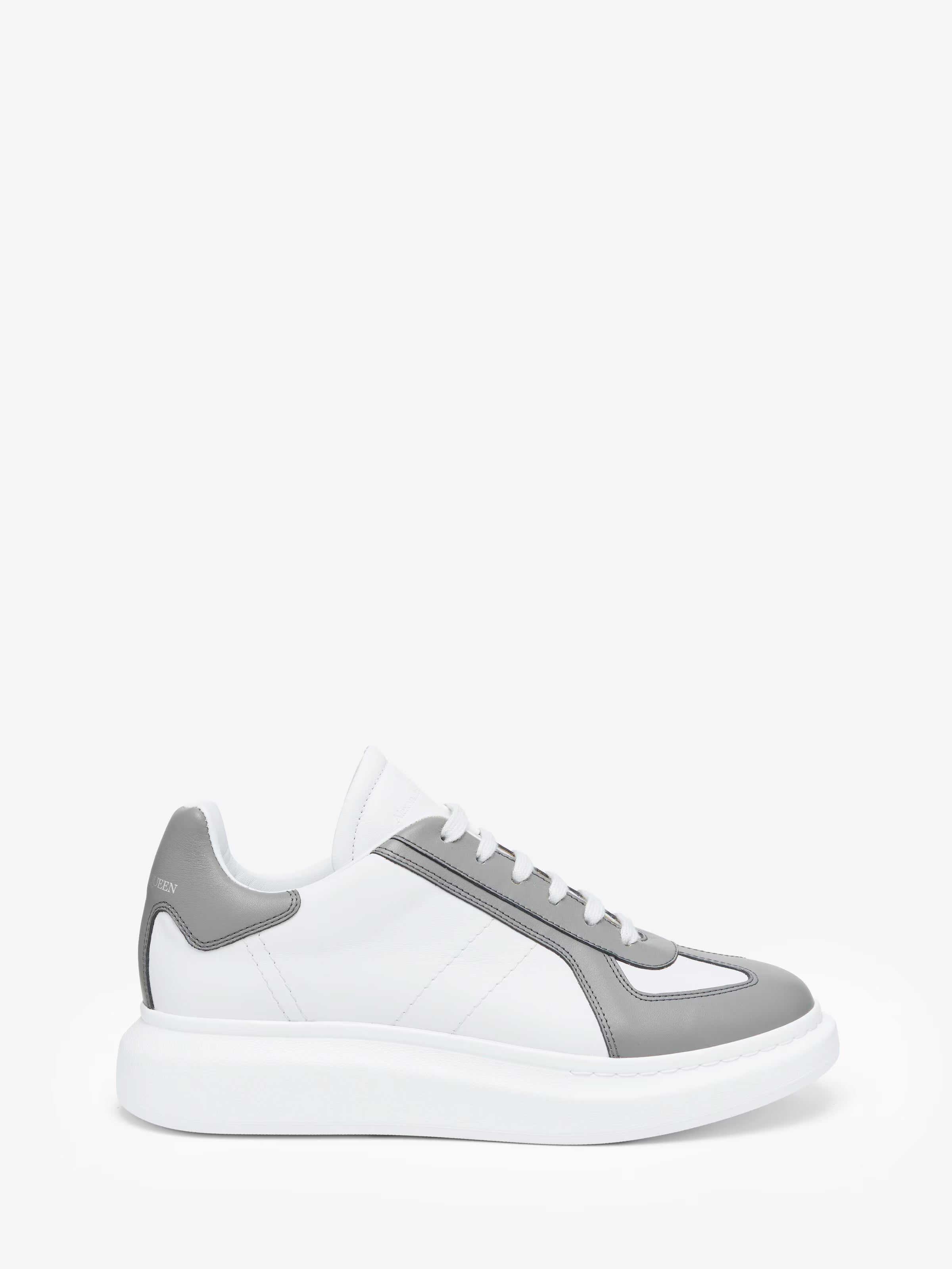 Men's Oversized Retro Sneaker in White/Cool Grey