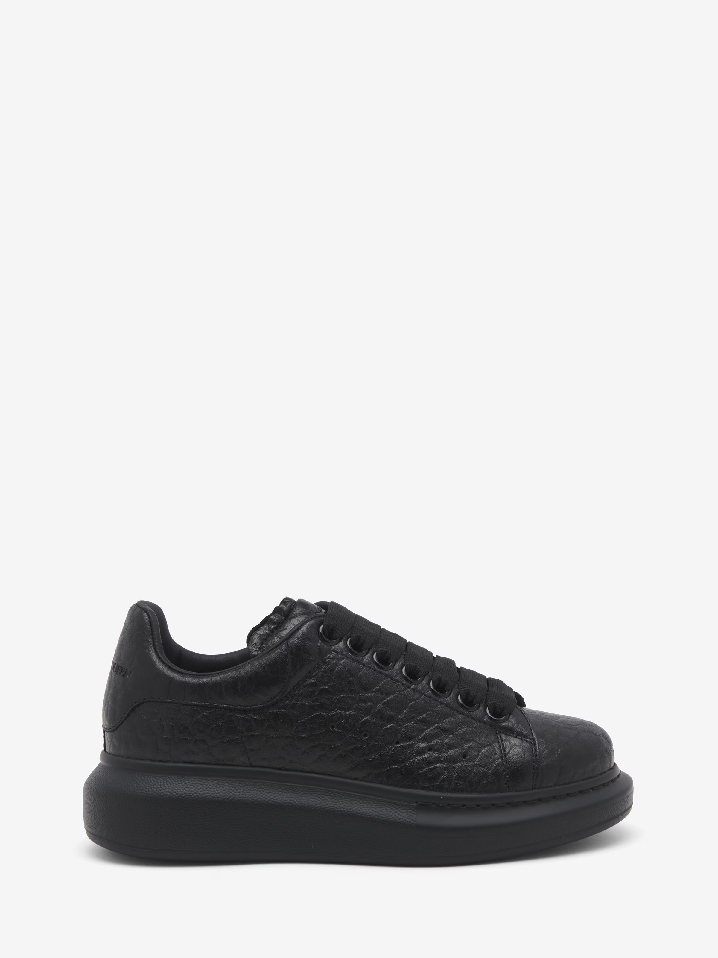 Women's Oversized Sneaker in Black