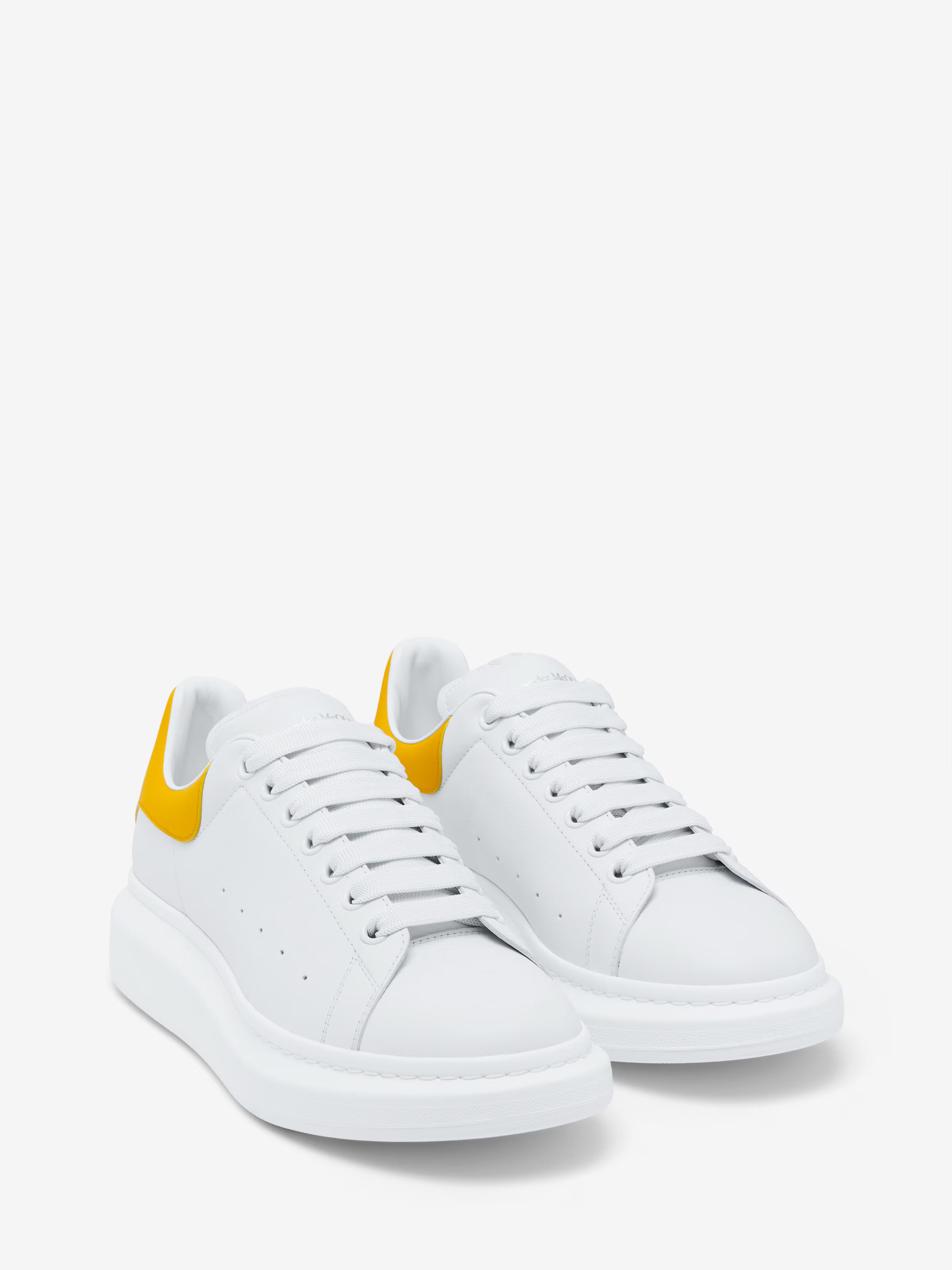 Men's Oversized Sneaker in WHITE/YELLOW