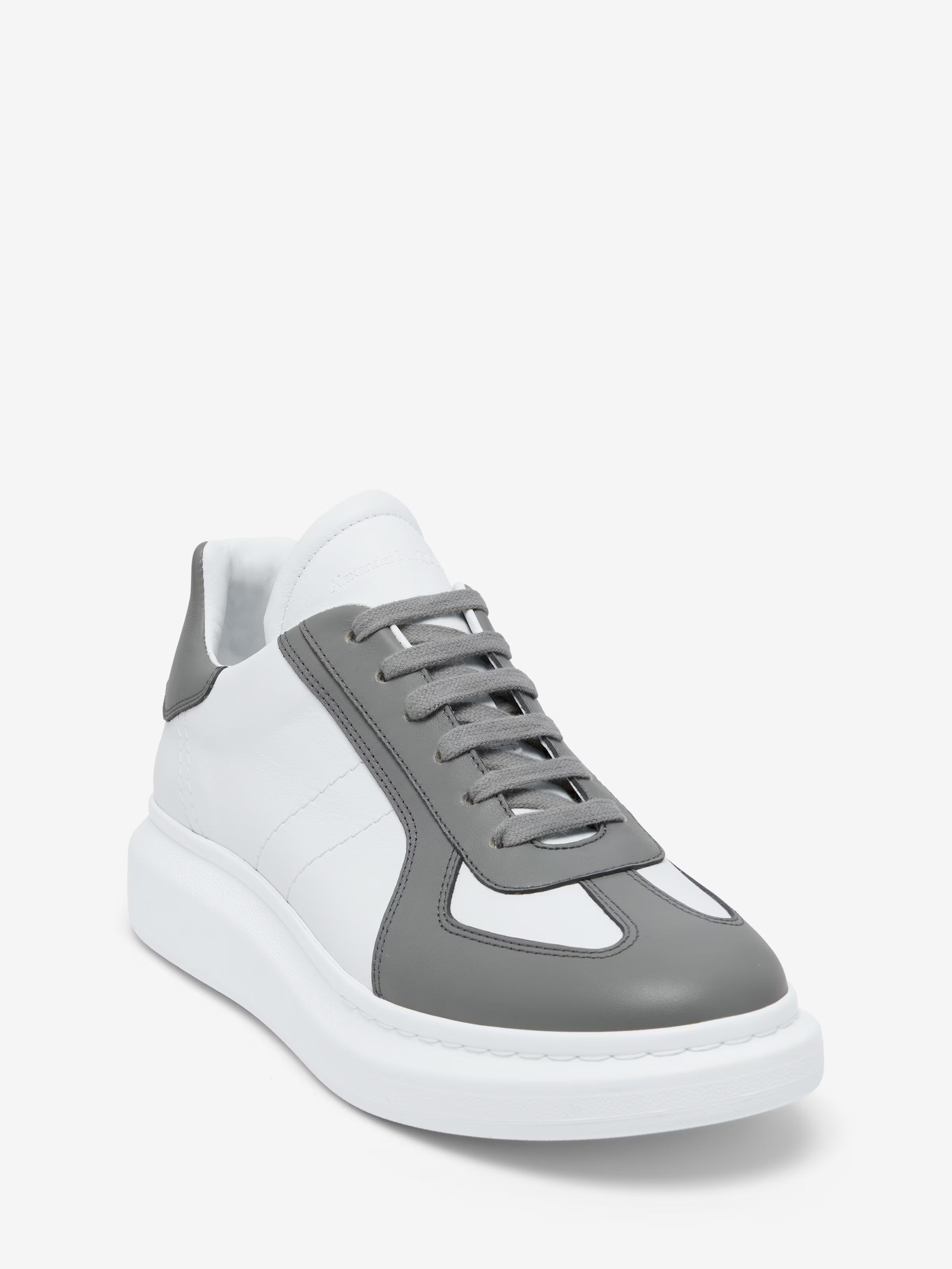 Men's Oversized Retro Sneaker in White/Cool Grey